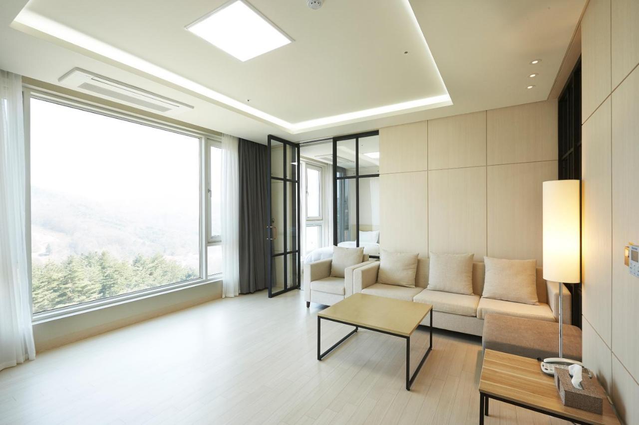 Pyeongchang The White Hotel מראה חיצוני תמונה