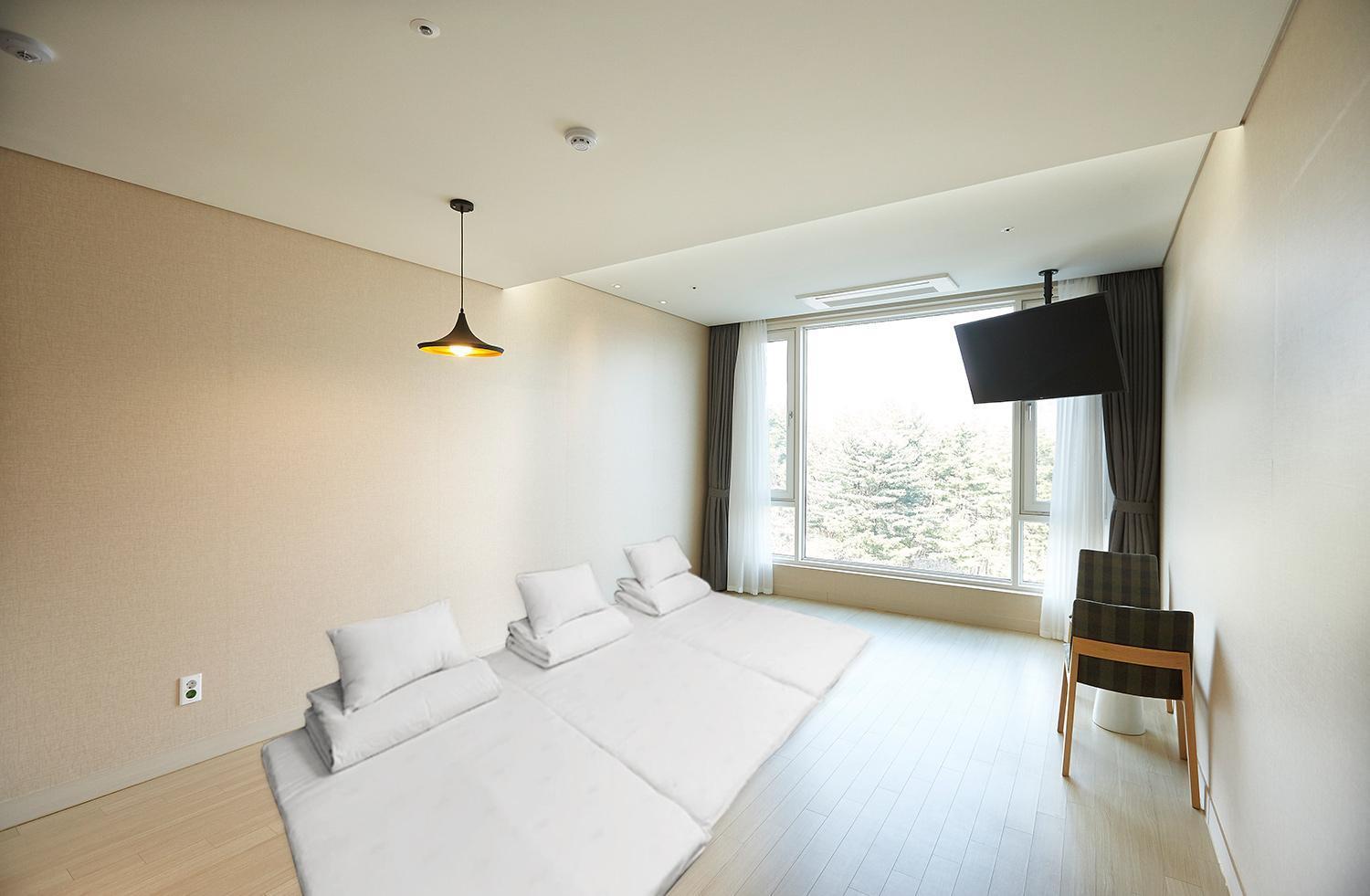 Pyeongchang The White Hotel מראה חיצוני תמונה