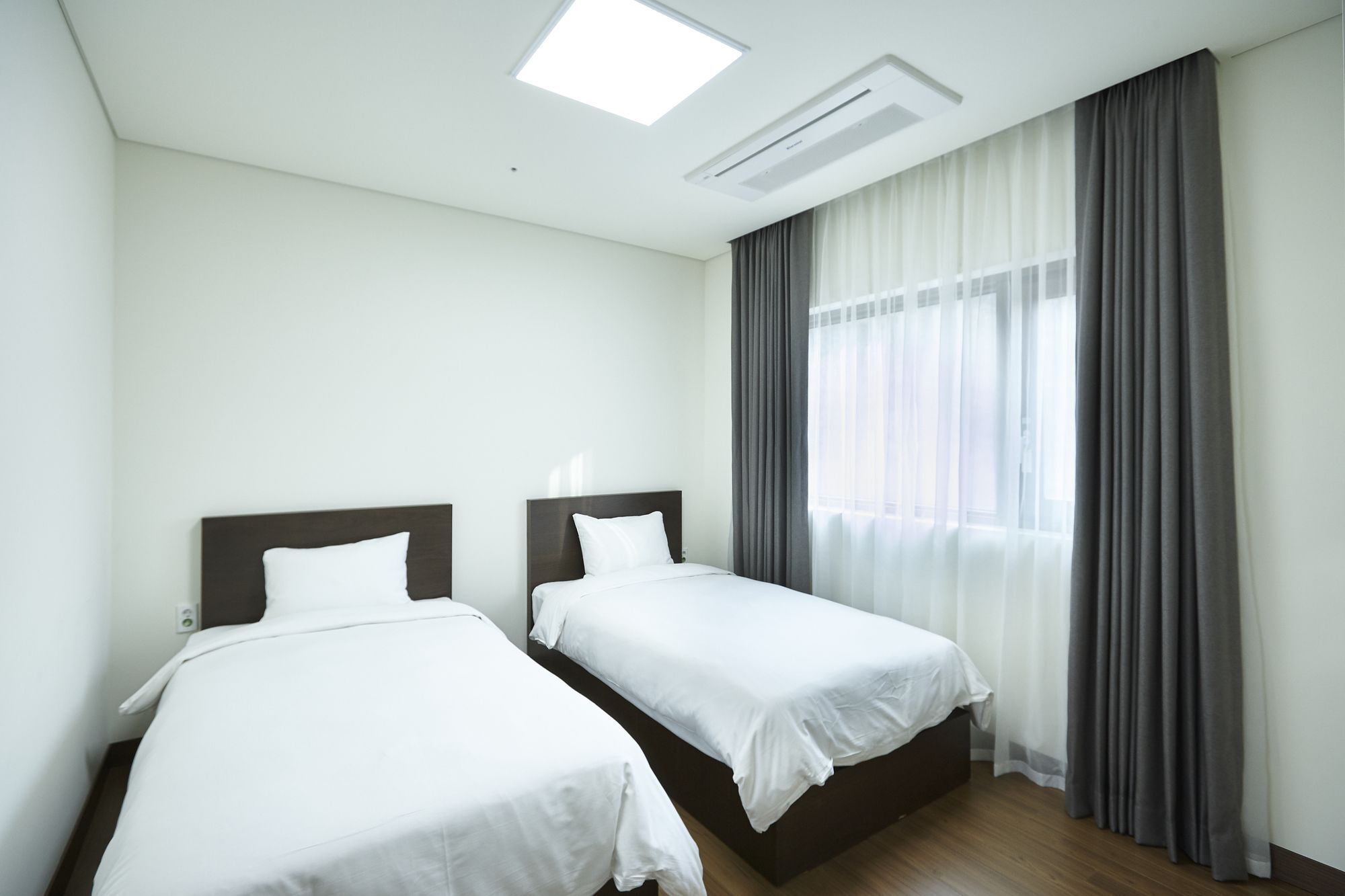 Pyeongchang The White Hotel מראה חיצוני תמונה